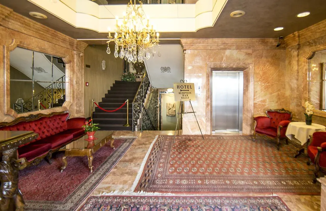 Hotel Palais Porcia-1